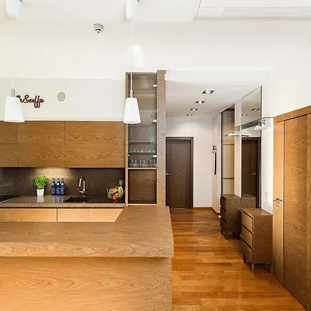 Lejlighed Parkside Flat With Private Garage *