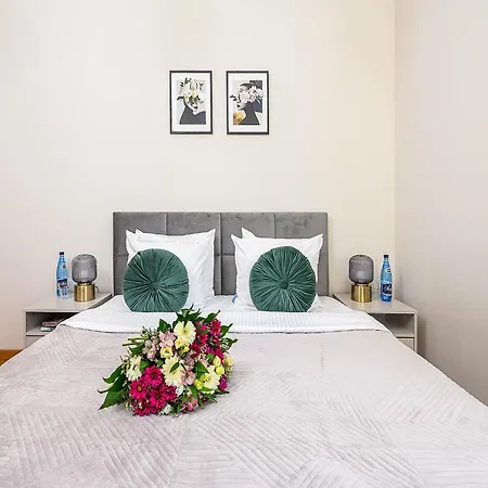 Lejlighed Parkside Flat With Private Garage